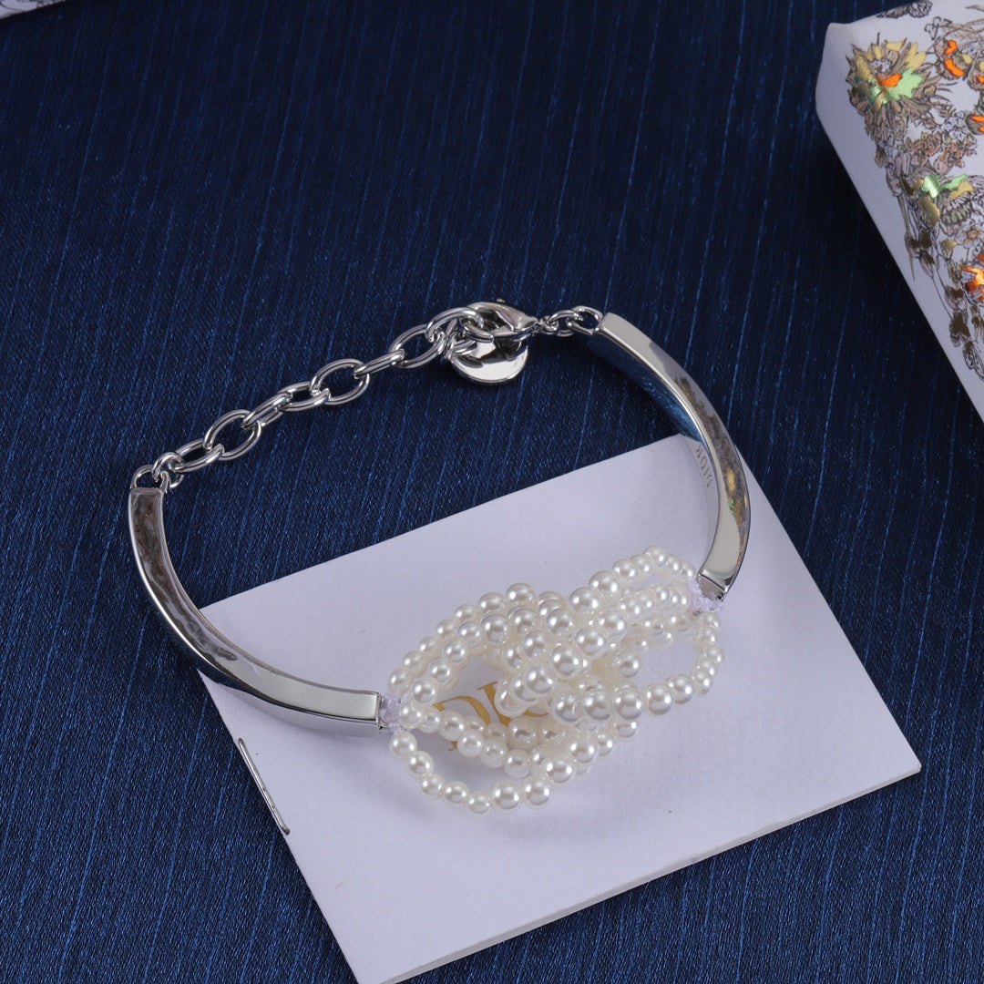 14D1012K   Fashion  Bracelets