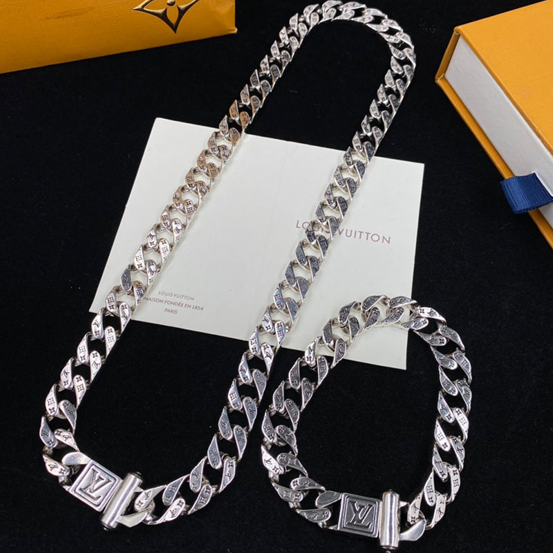 1XE612X Fashion high -quality Bracelets Necklaces