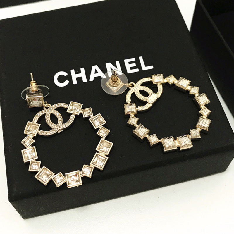 14C93E  Fashionable and high quality earrings