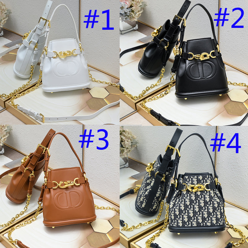 2XD370B  Fashionable leather bag 