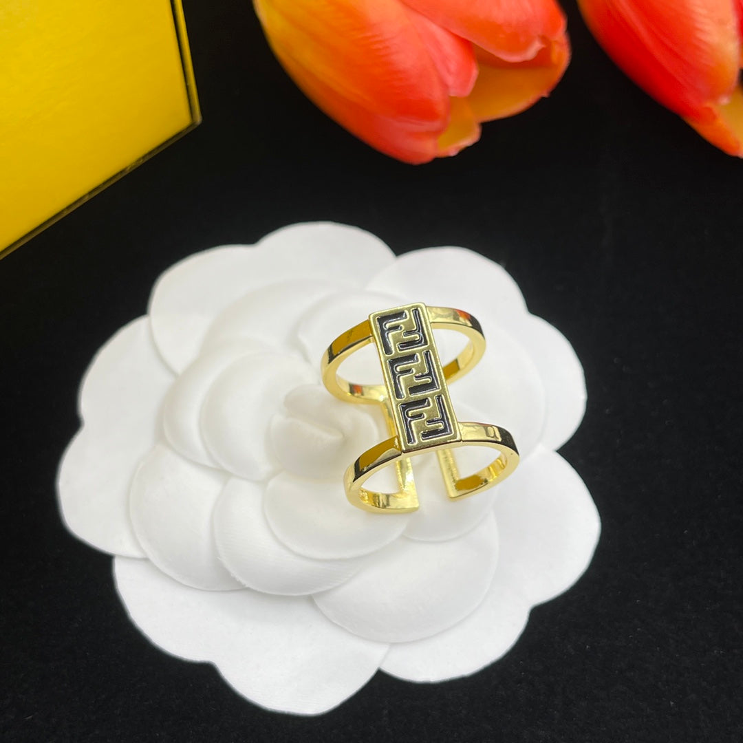 1YF44J  Fashionable high -quality  Rings