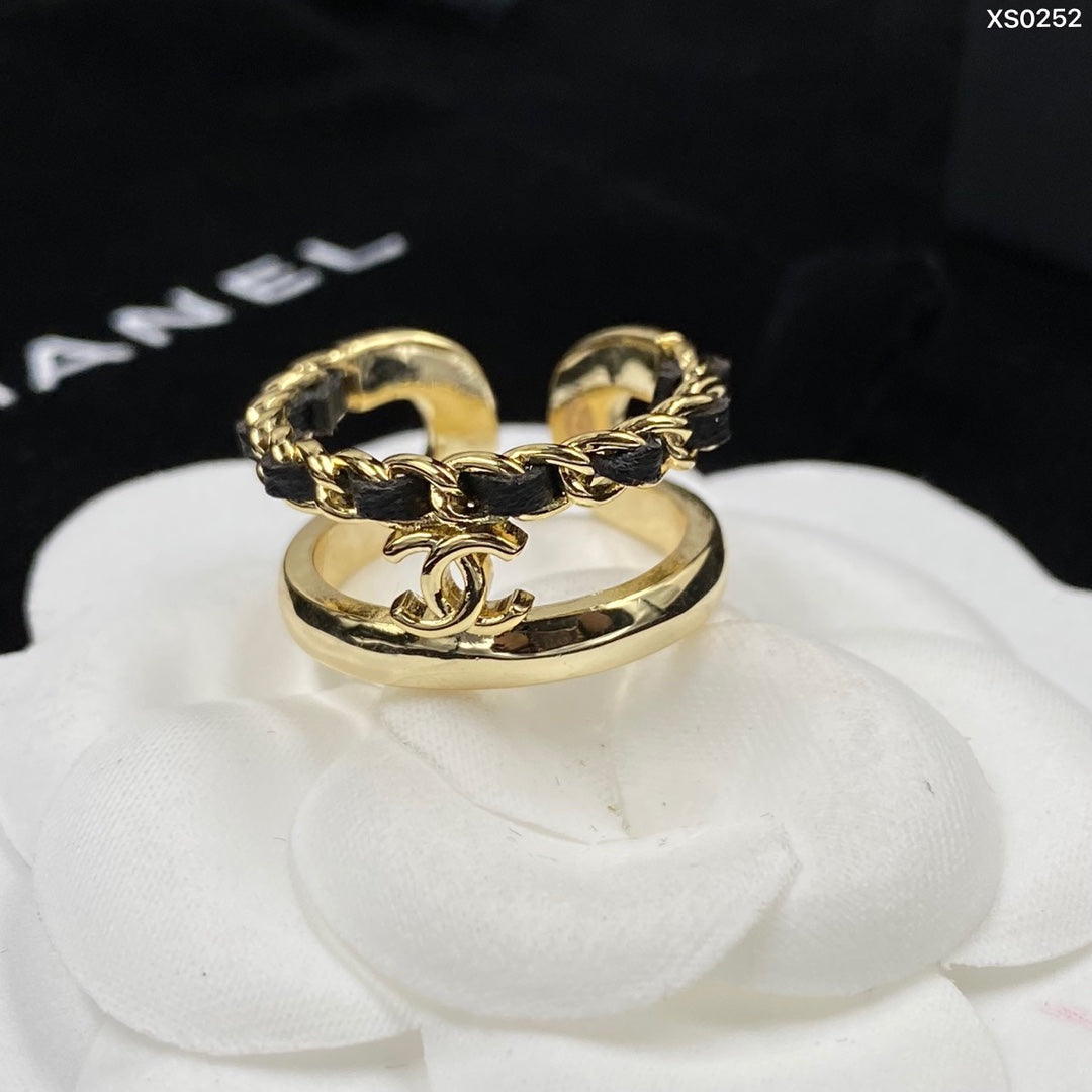 1YC382J  Fashion high -quality Rings