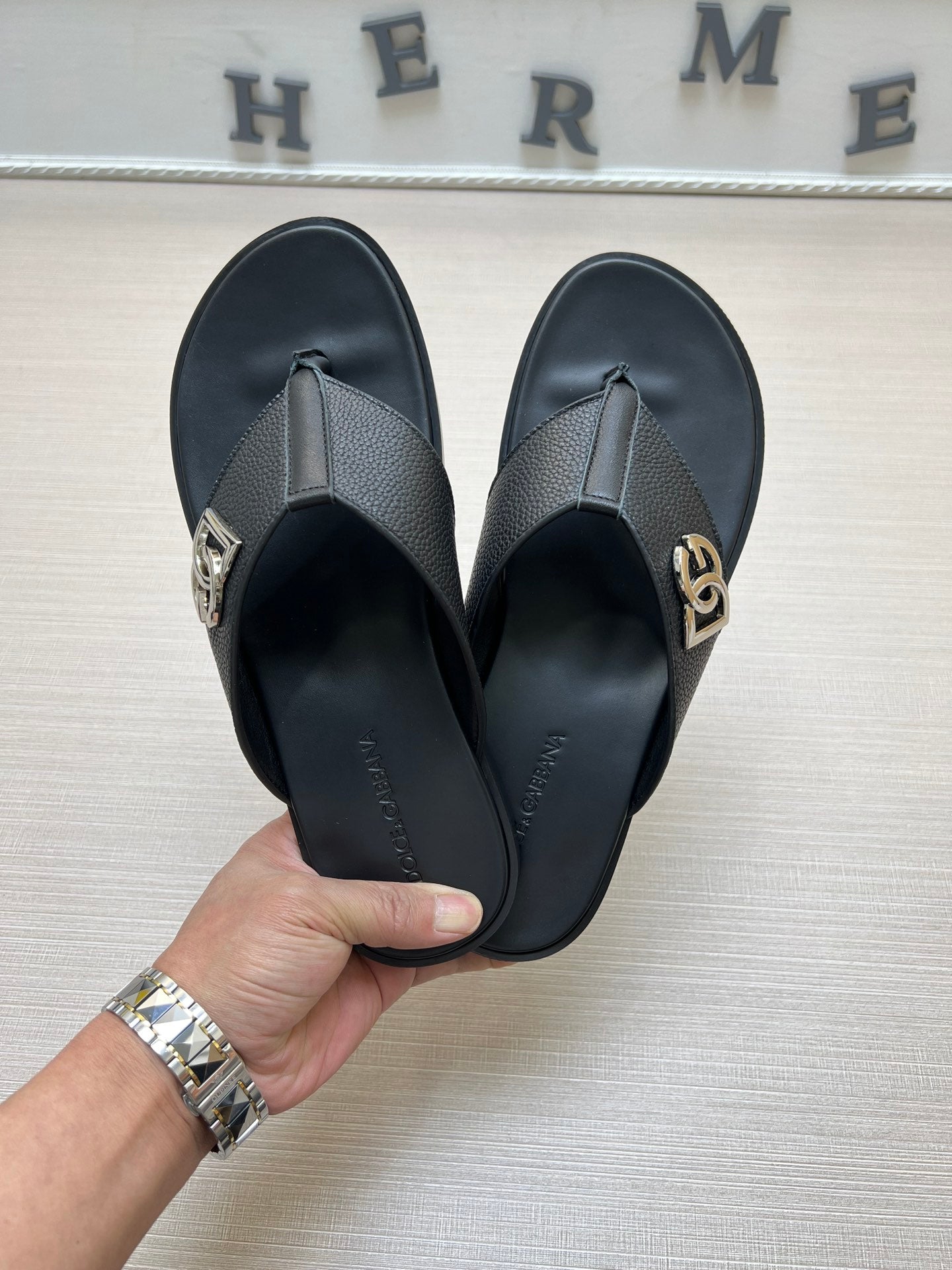 54A101Z   fashion   slippers