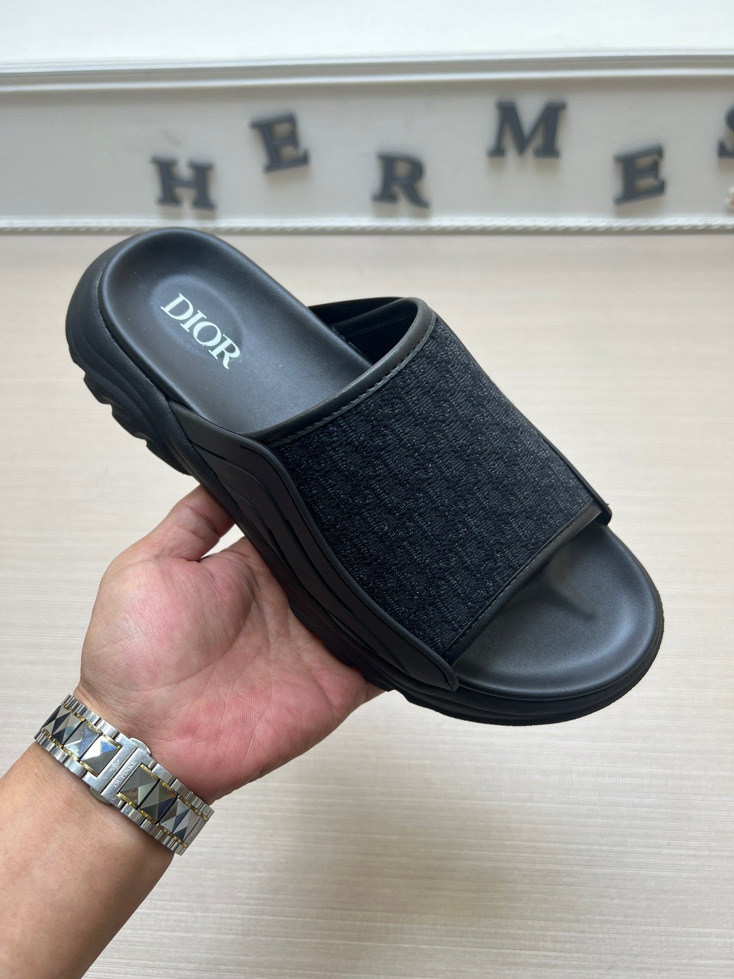 54D8Z   fashion  slippers