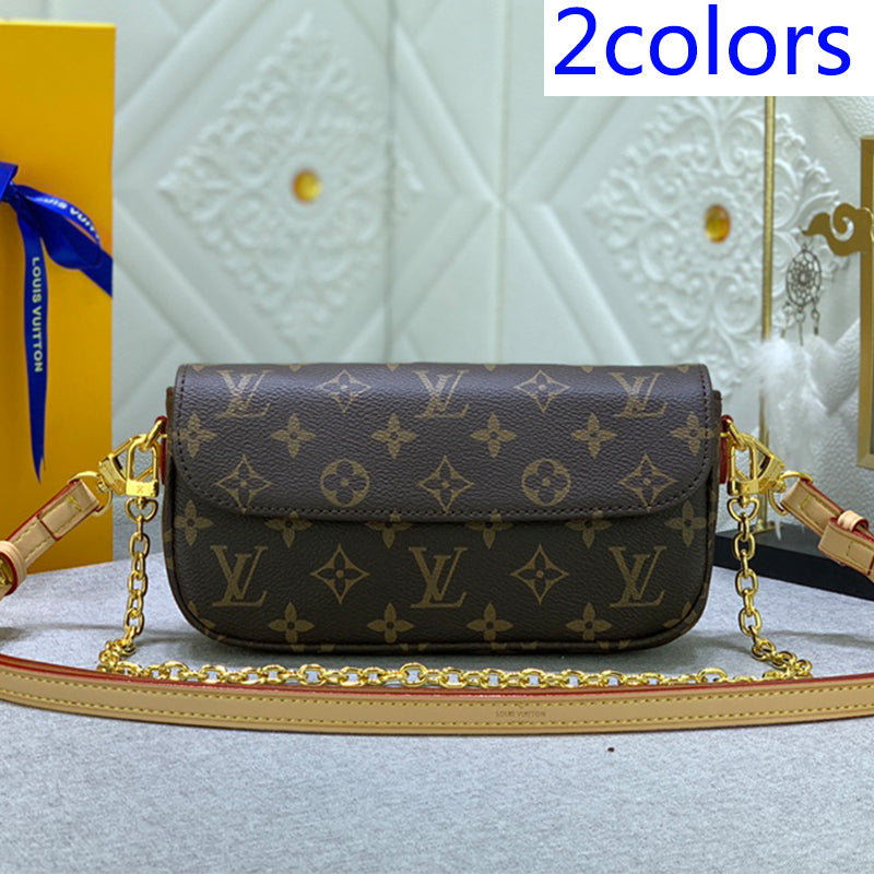 1XE64B  Fashionable leather bag 