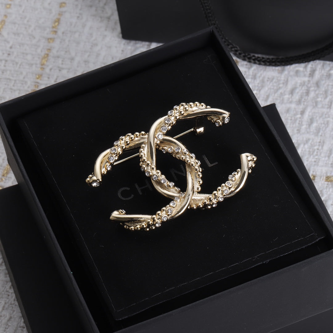 1YC8H  Fashionable high -quality Brooch