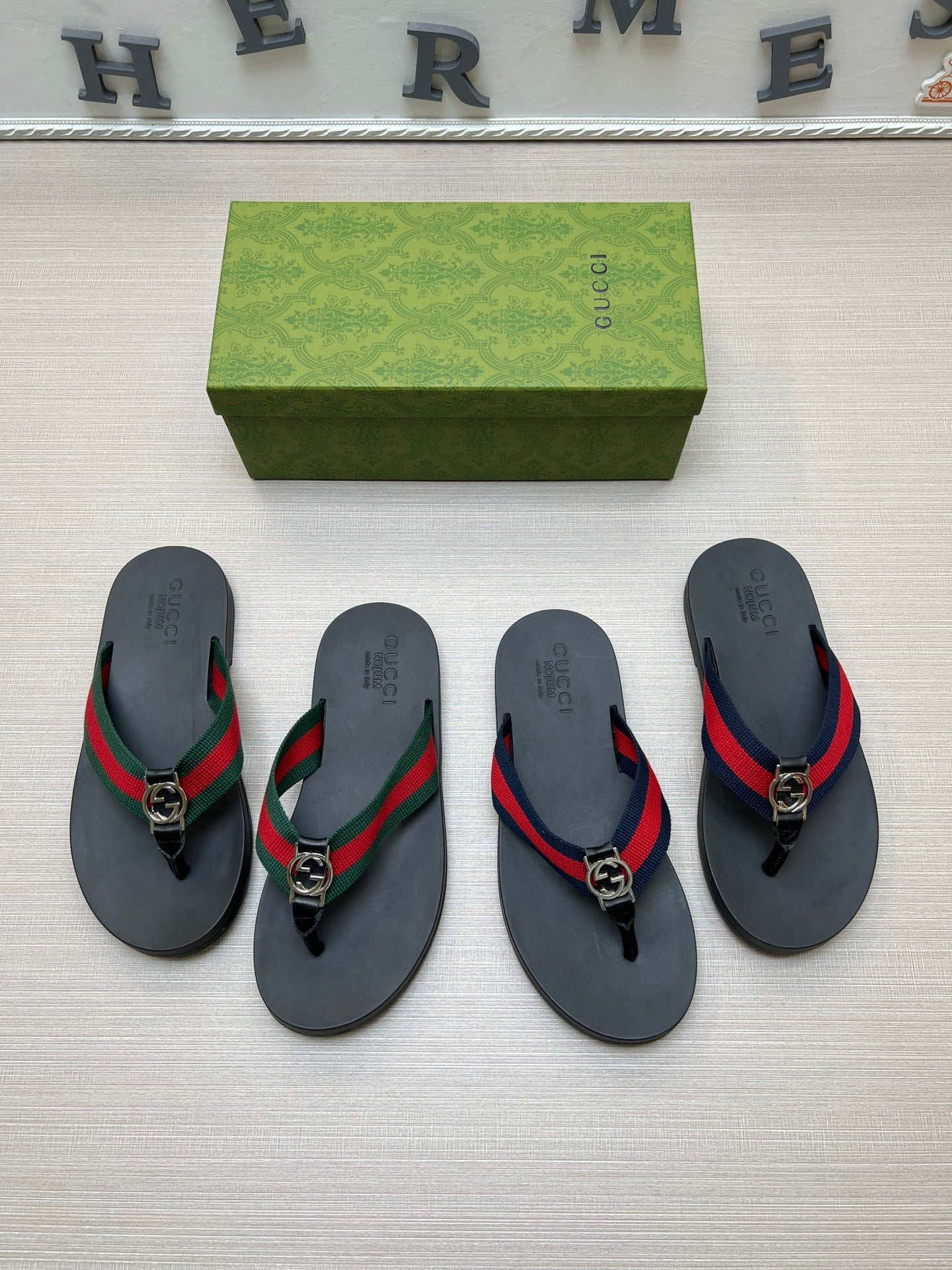 54B13Z   fashion slippers