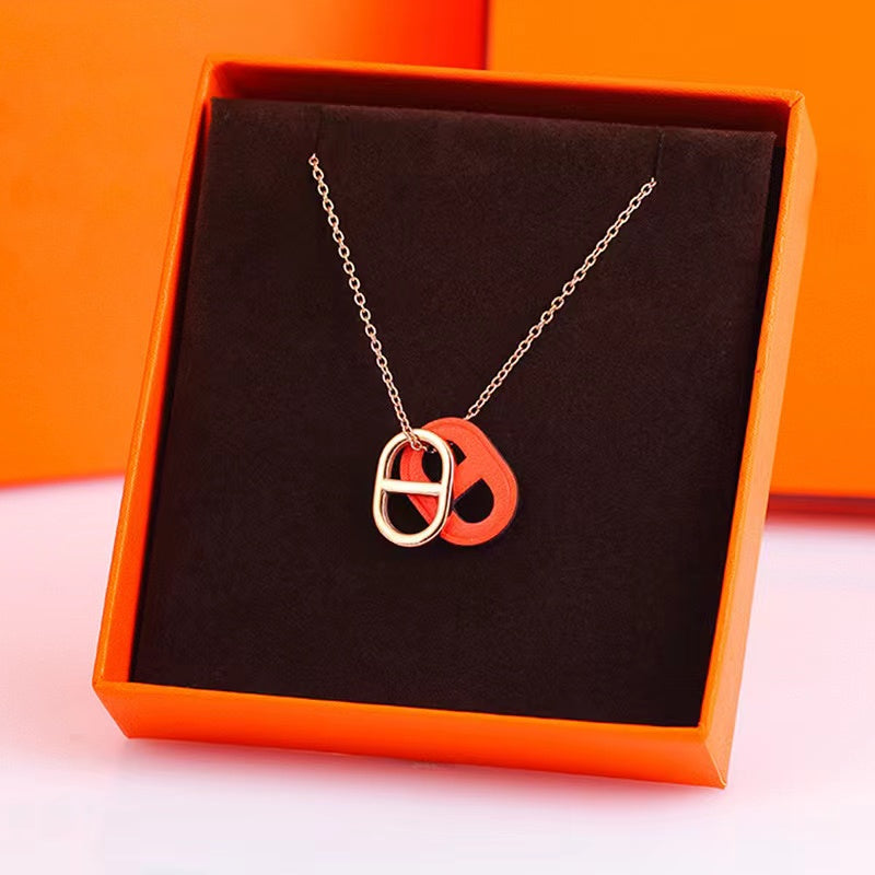 P4H9X Fashionable and high quality Necklaces