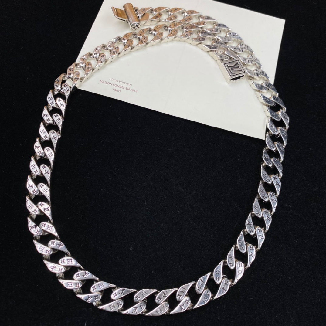 1XE612X Fashion high -quality Bracelets Necklaces