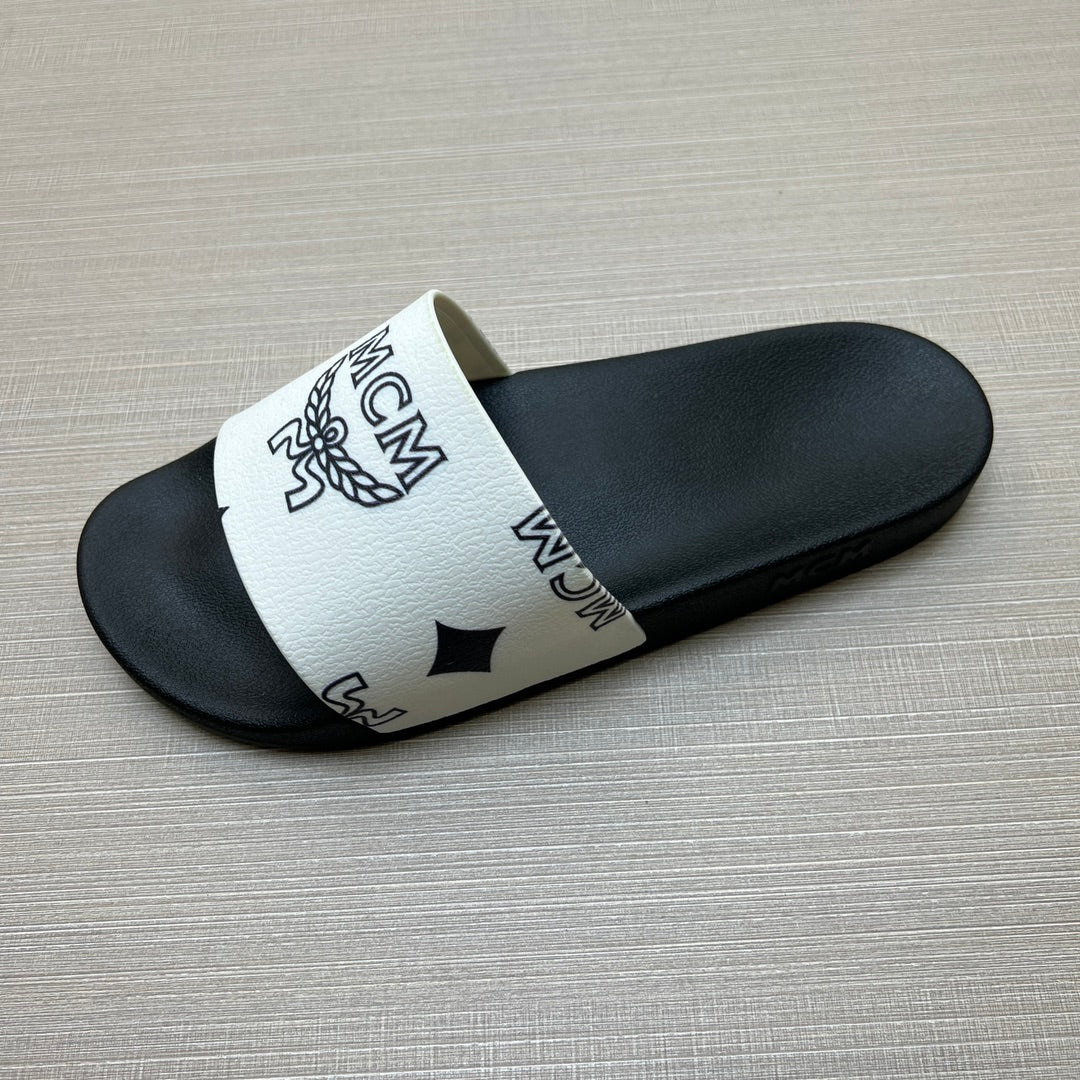 54M43Z  fashion   slippers