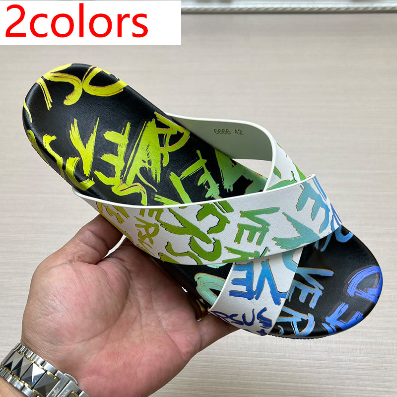 54V95Z  fashion  slippers