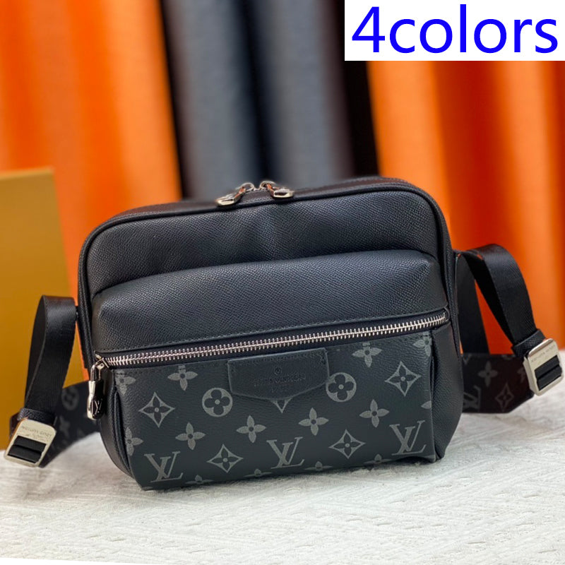 2XE261B  Fashionable leather bag 