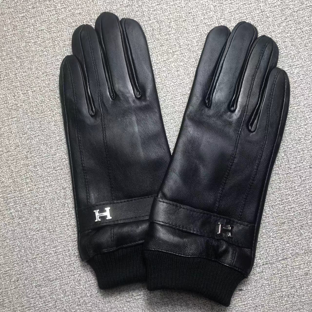 24H84S   Fashion gloves