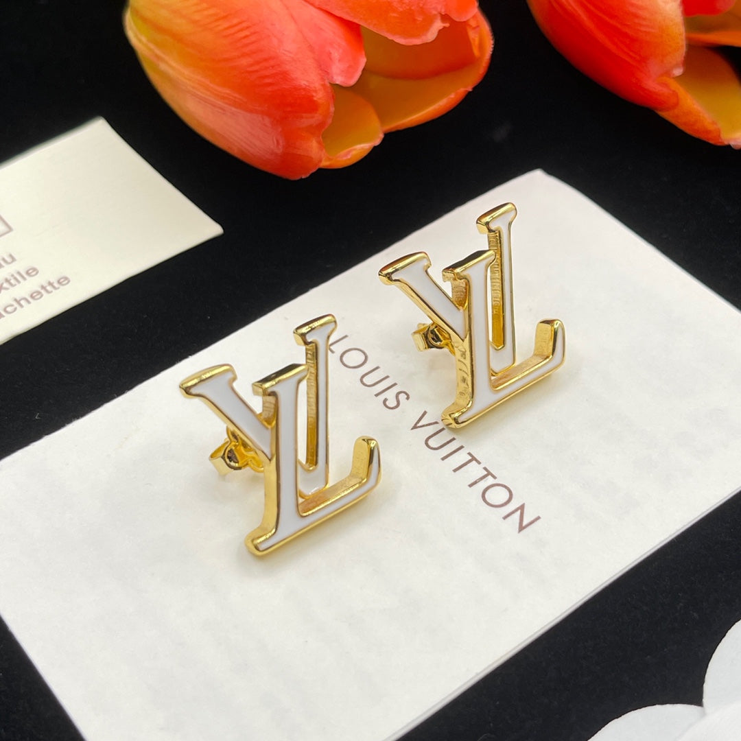 1NE241E Fashion high -quality Earrings