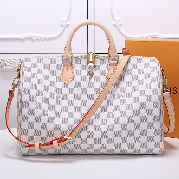 2E17B  Fashionable leather bag 