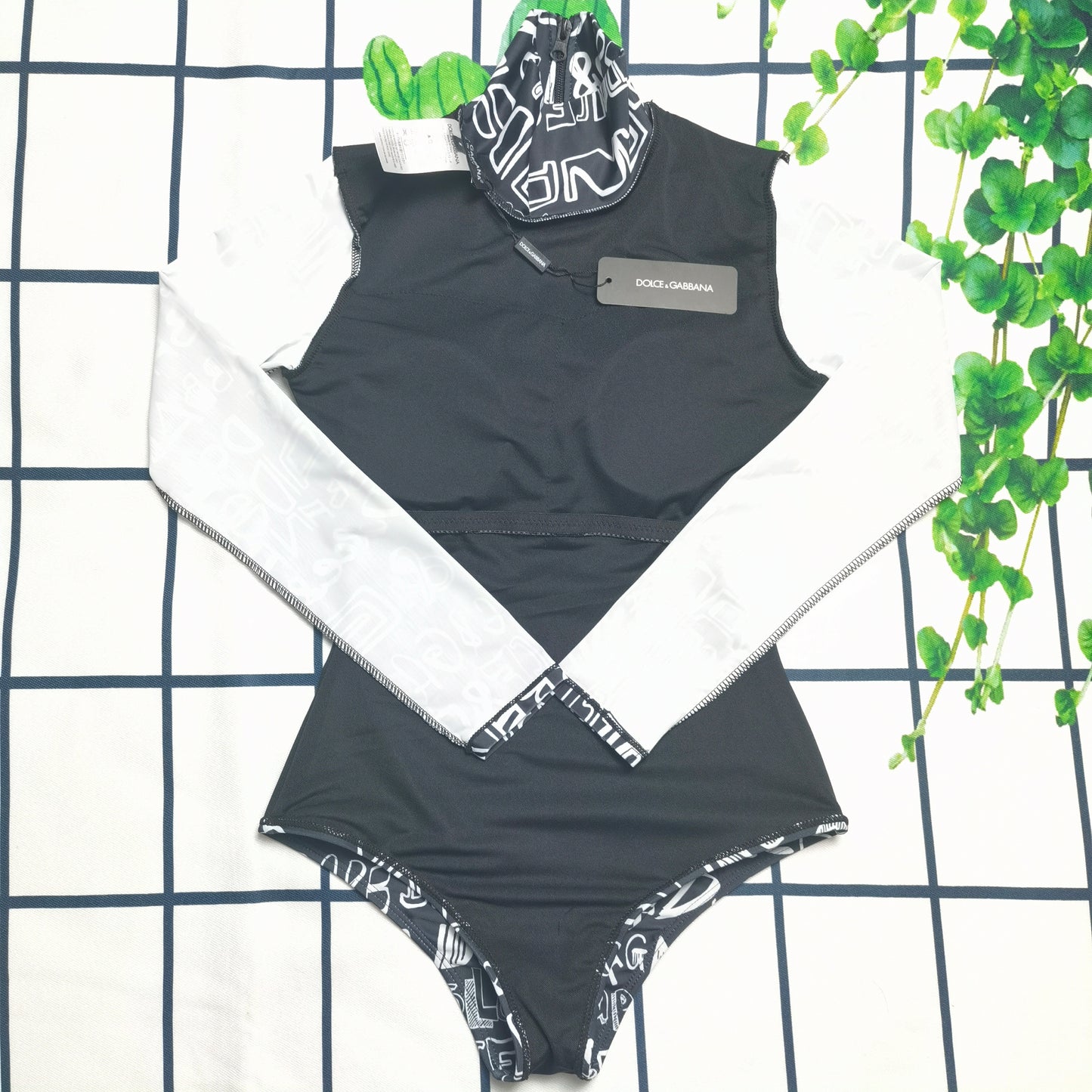 14A105Y   fashion Long sleeve swimsuit