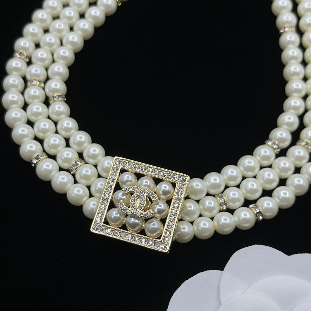 14C928X  Fashion Necklaces