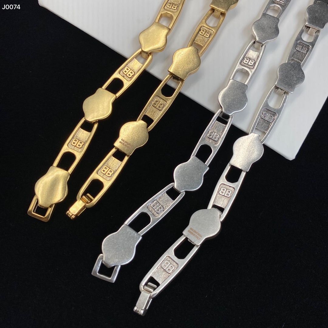 14J752K  Fashion Necklaces