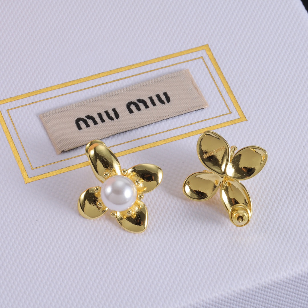 14A526E  Fashionable and high quality Earrings