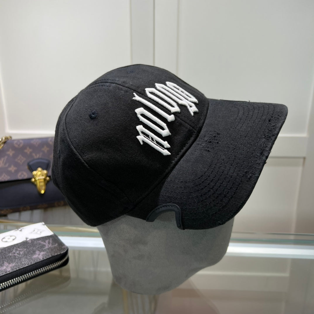 14J352M  Fashion hats