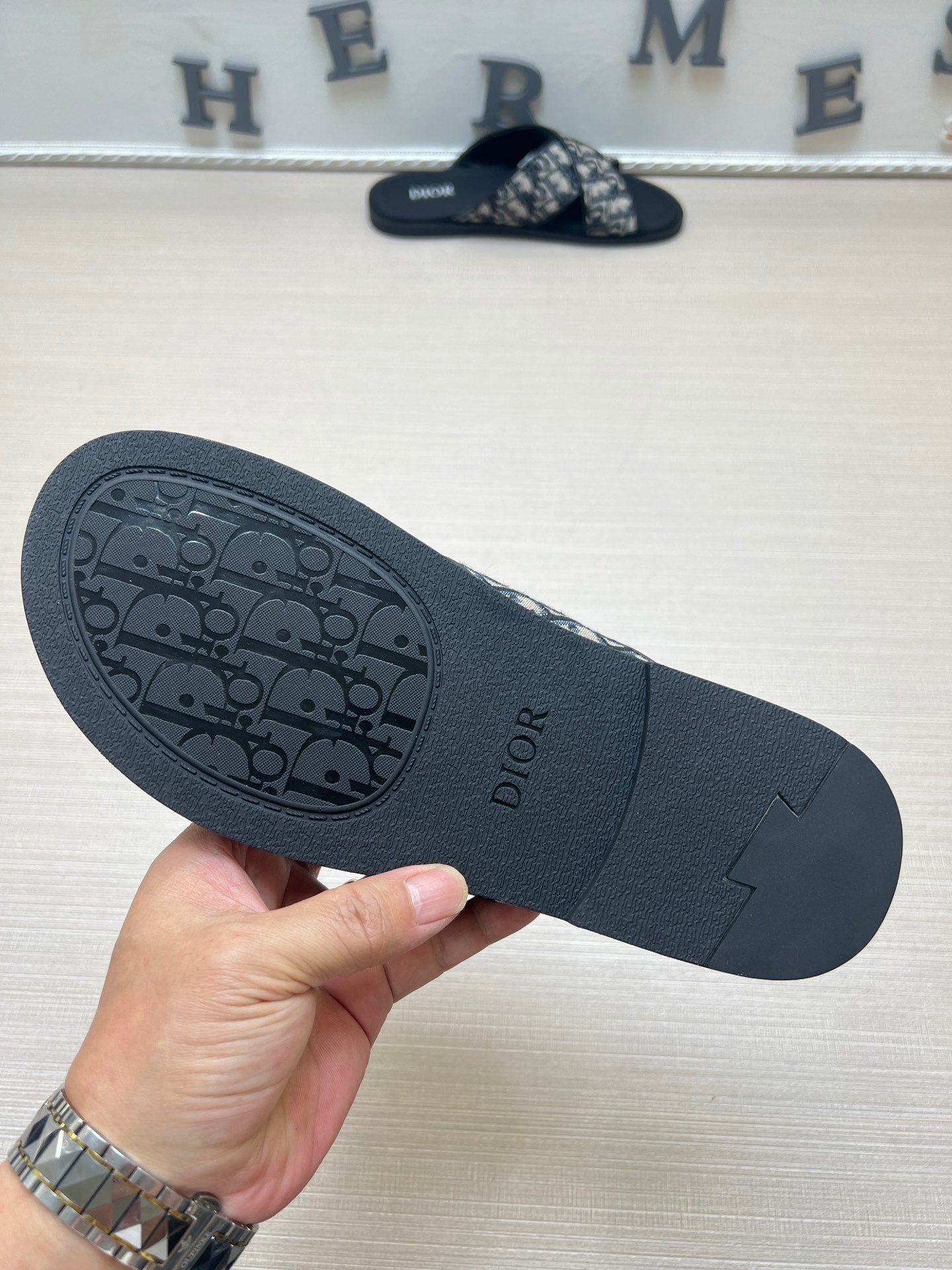 54D79Z   fashion  slippers