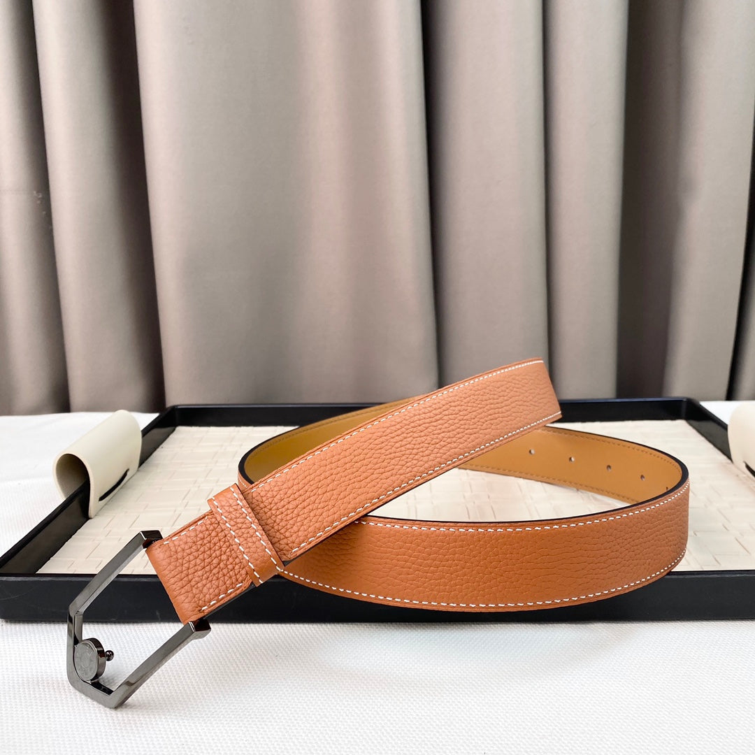 14H105P   (High quality leather belt With full package)