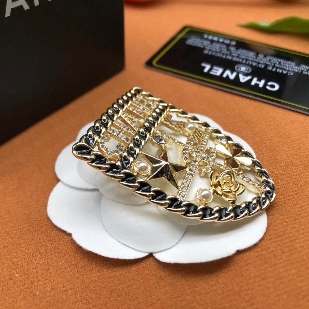 14C857X  Fashion Brooch