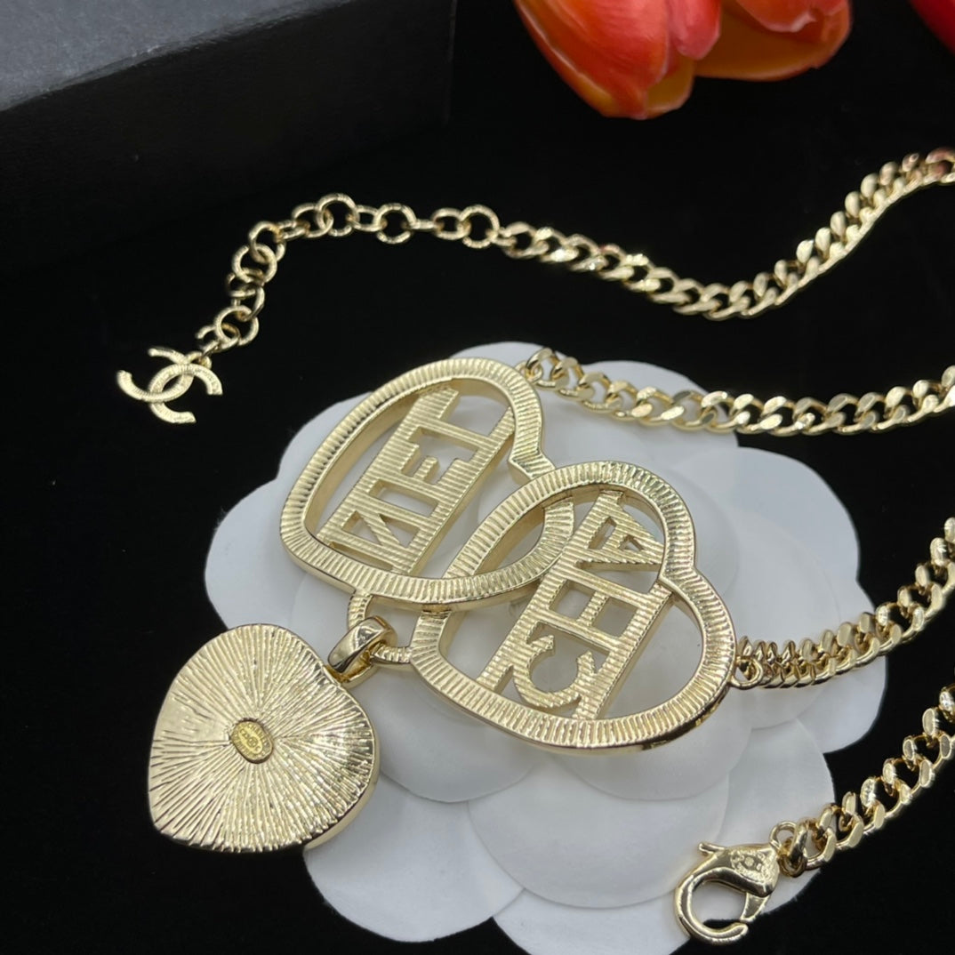 14C921X  Fashion Necklaces