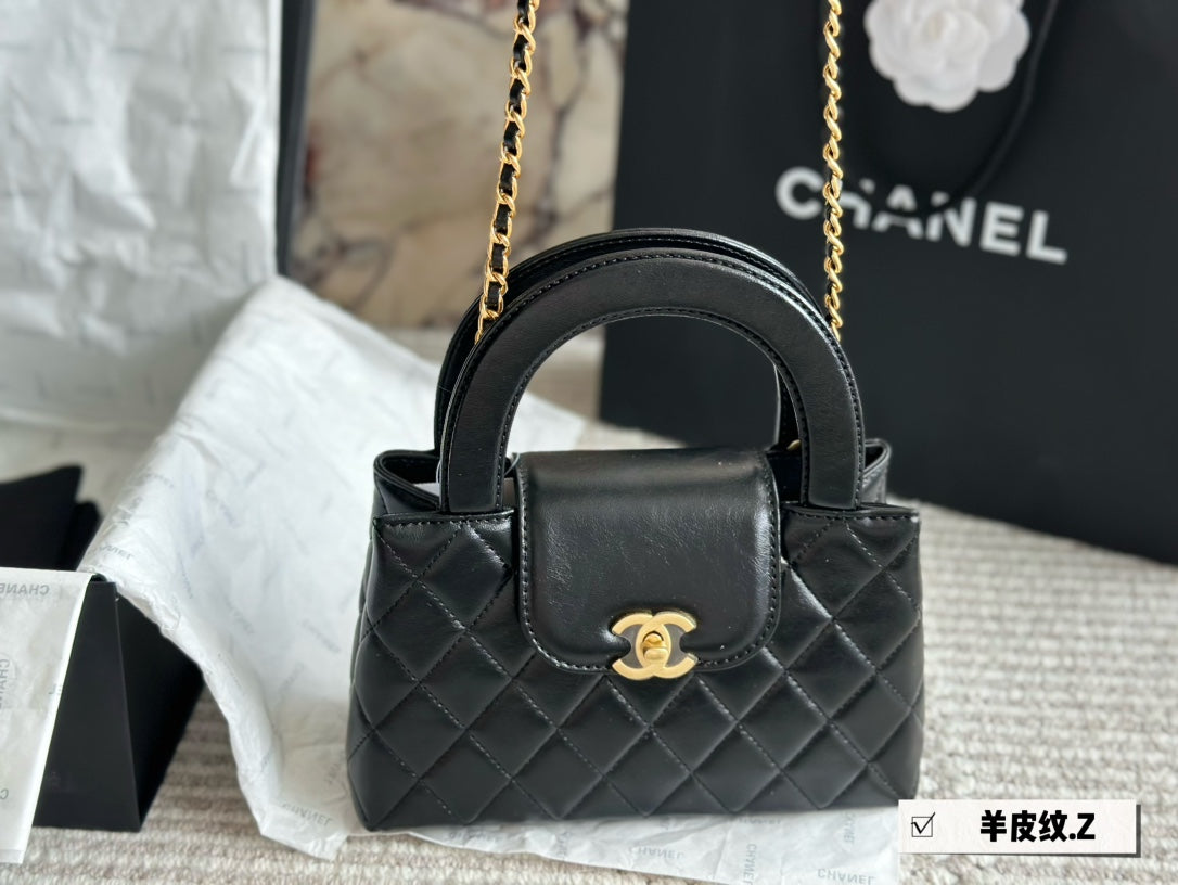 6XC422B  Fashionable leather bag