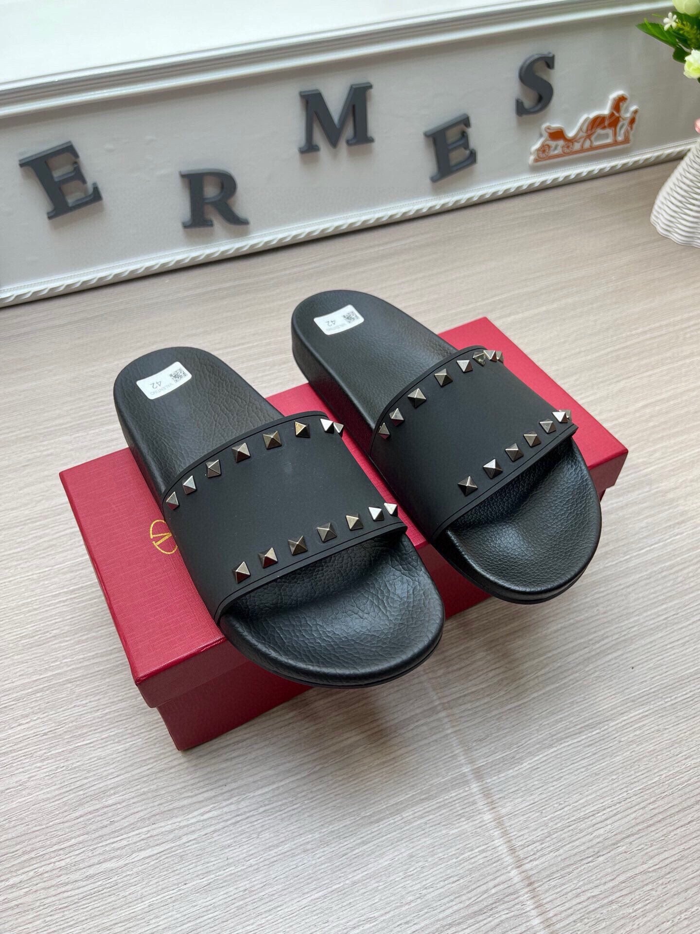 54VL52Z    fashion  slippers