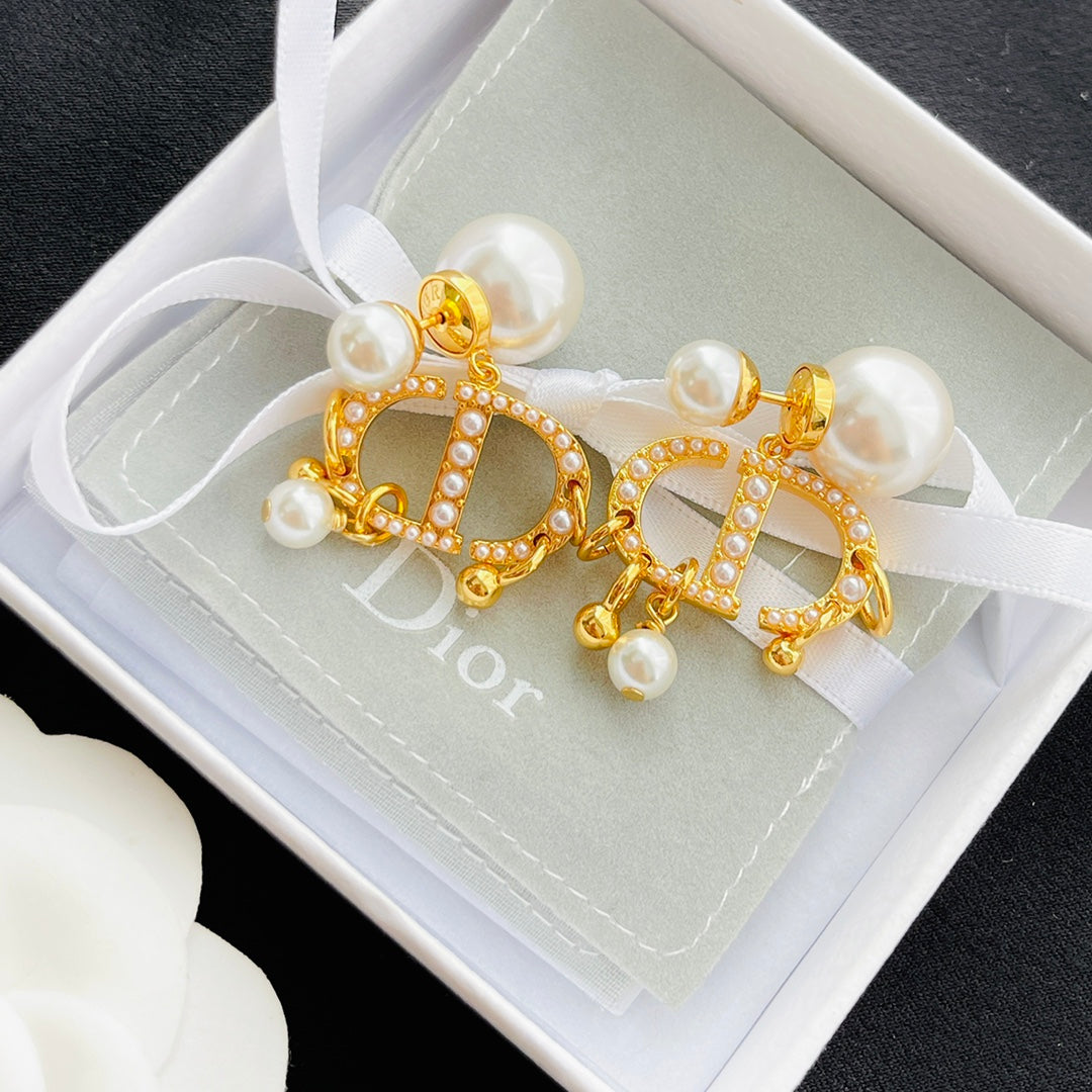 14D220E  Fashion high -quality  Earrings