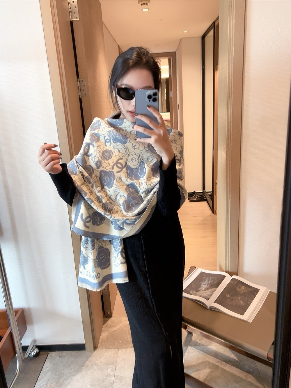 14C440W　 Fashion scarves