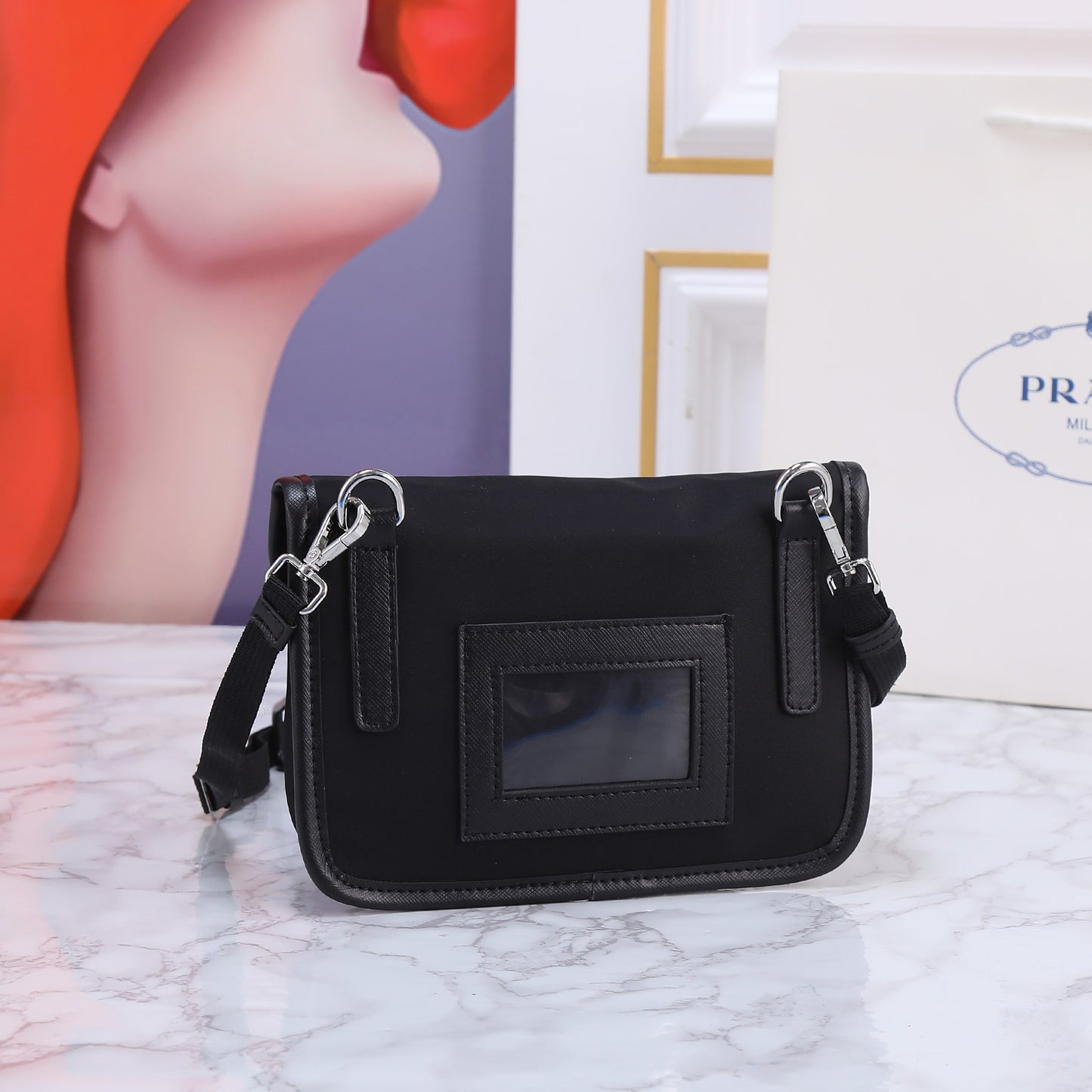 1XPD76B  Fashionable  bag 