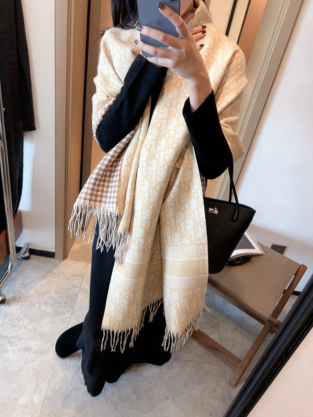 14D271W　Fashion scarves