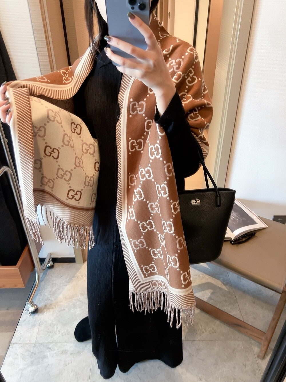 14 B270W　Fashion scarves