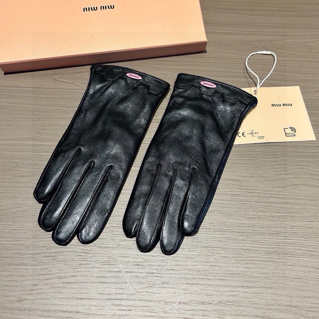 14A43S   High quality fashionable sheepskin gloves