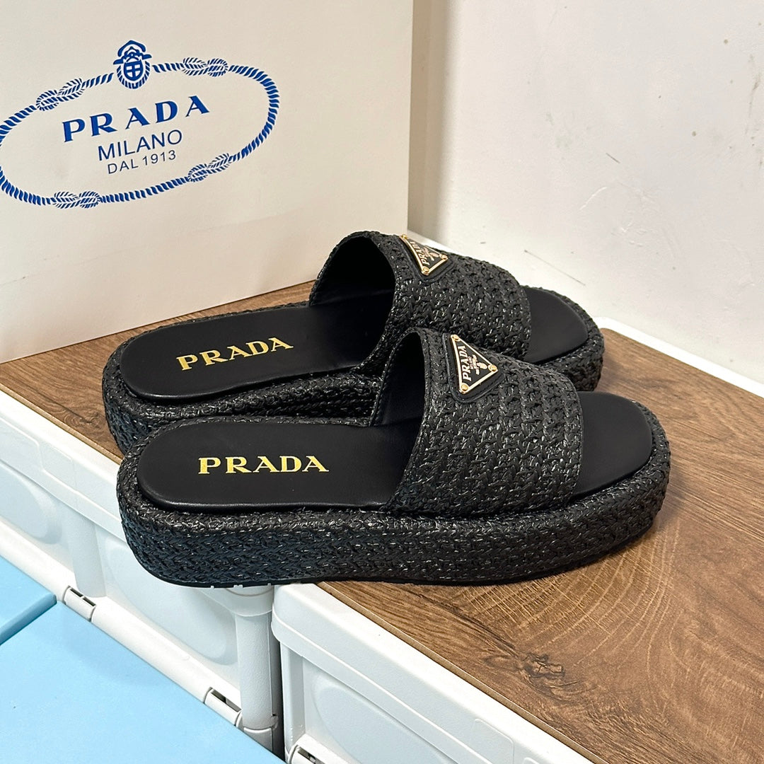 14PD23Z   fashion slippers