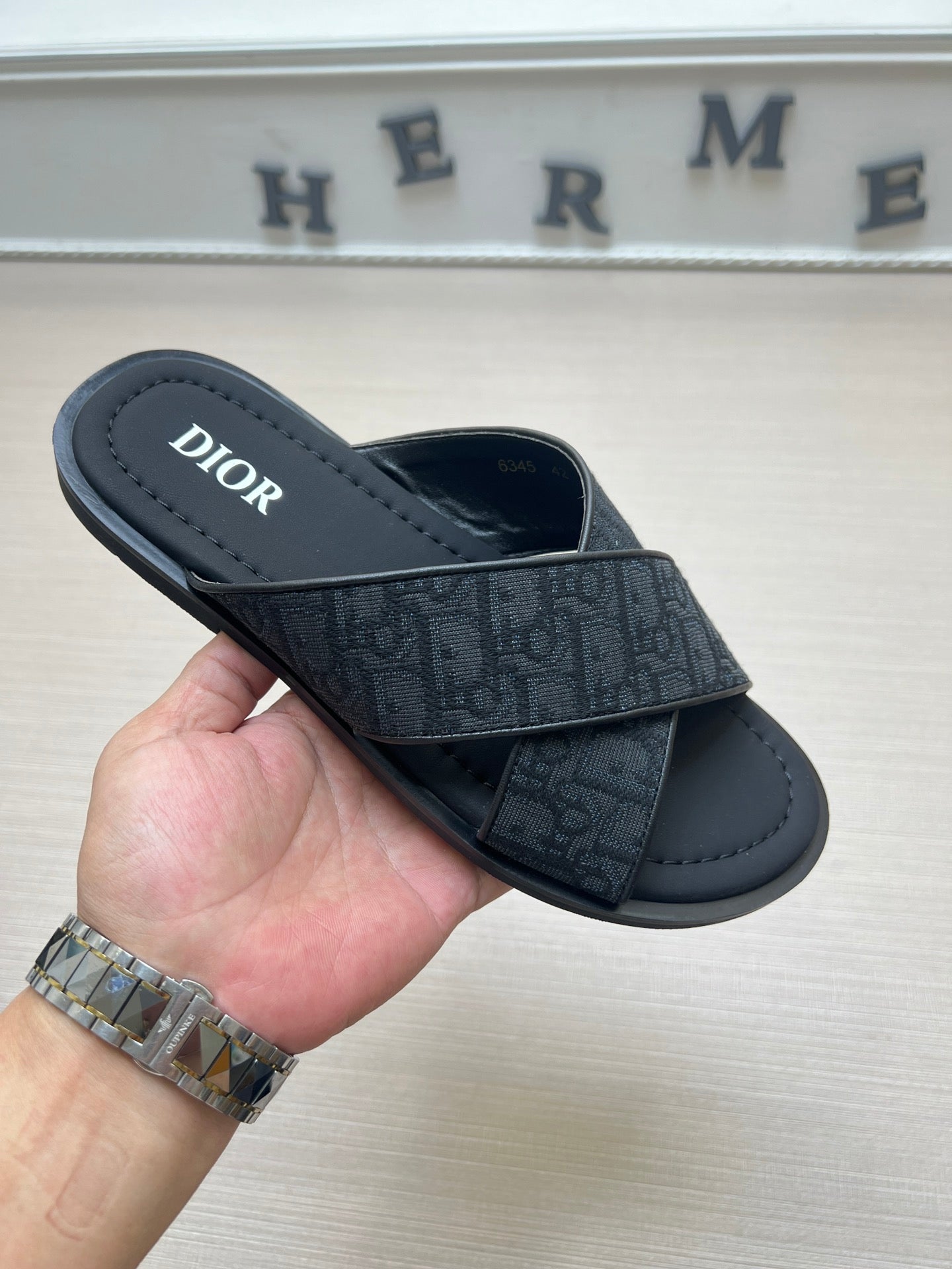 54D79Z   fashion  slippers