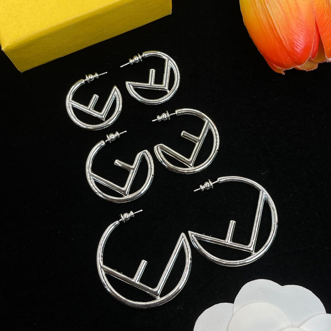 14F647E   Fashion Earrings