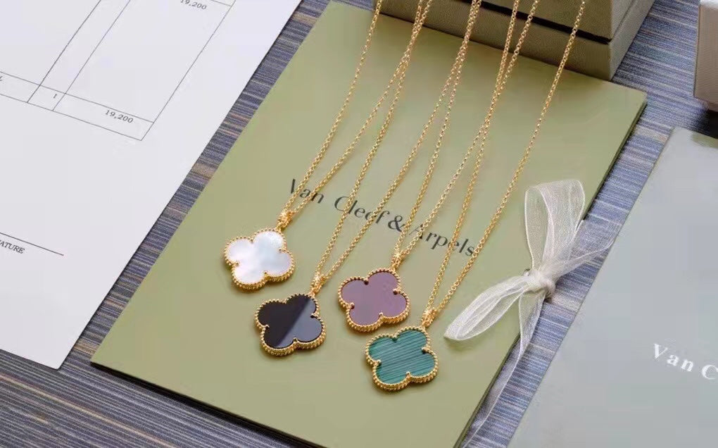 5XVA183X  (High quality Big flower necklace)