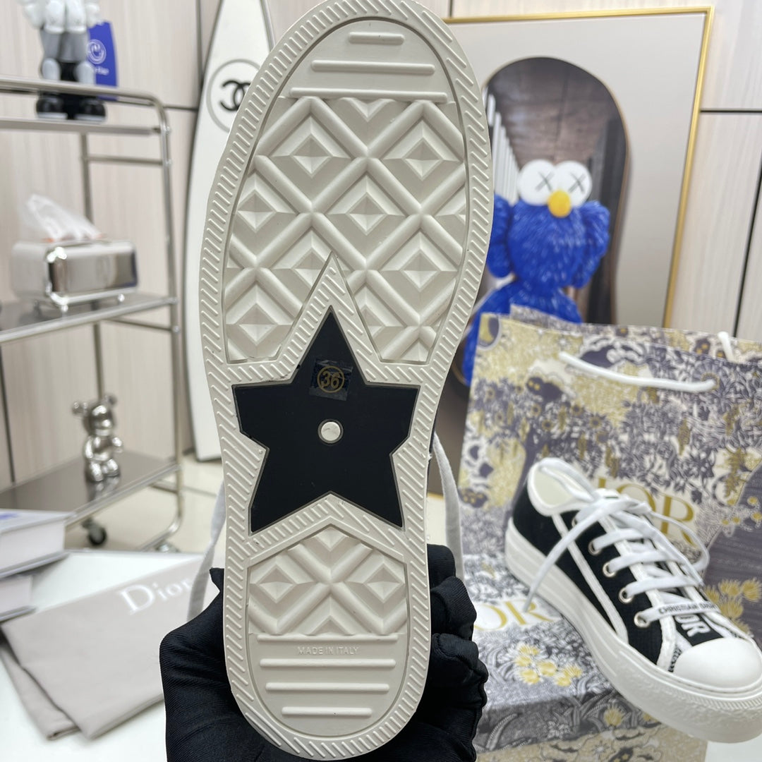 1XD66Z Fashionable shoes