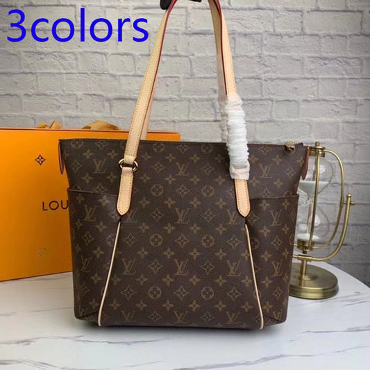 2E108B  Fashionable leather bag 