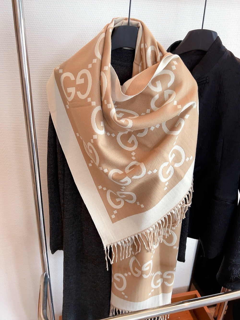 14B365W　Fashion scarves