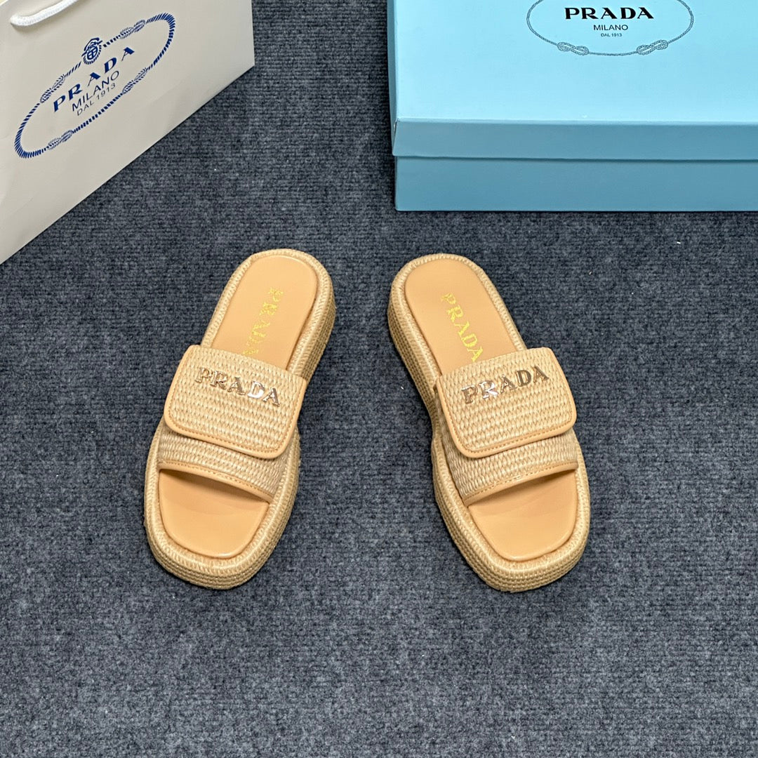 14PD24Z   fashion slippers