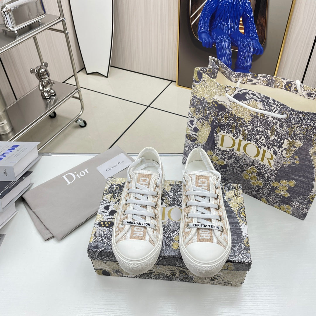 1XD65Z Fashionable shoes