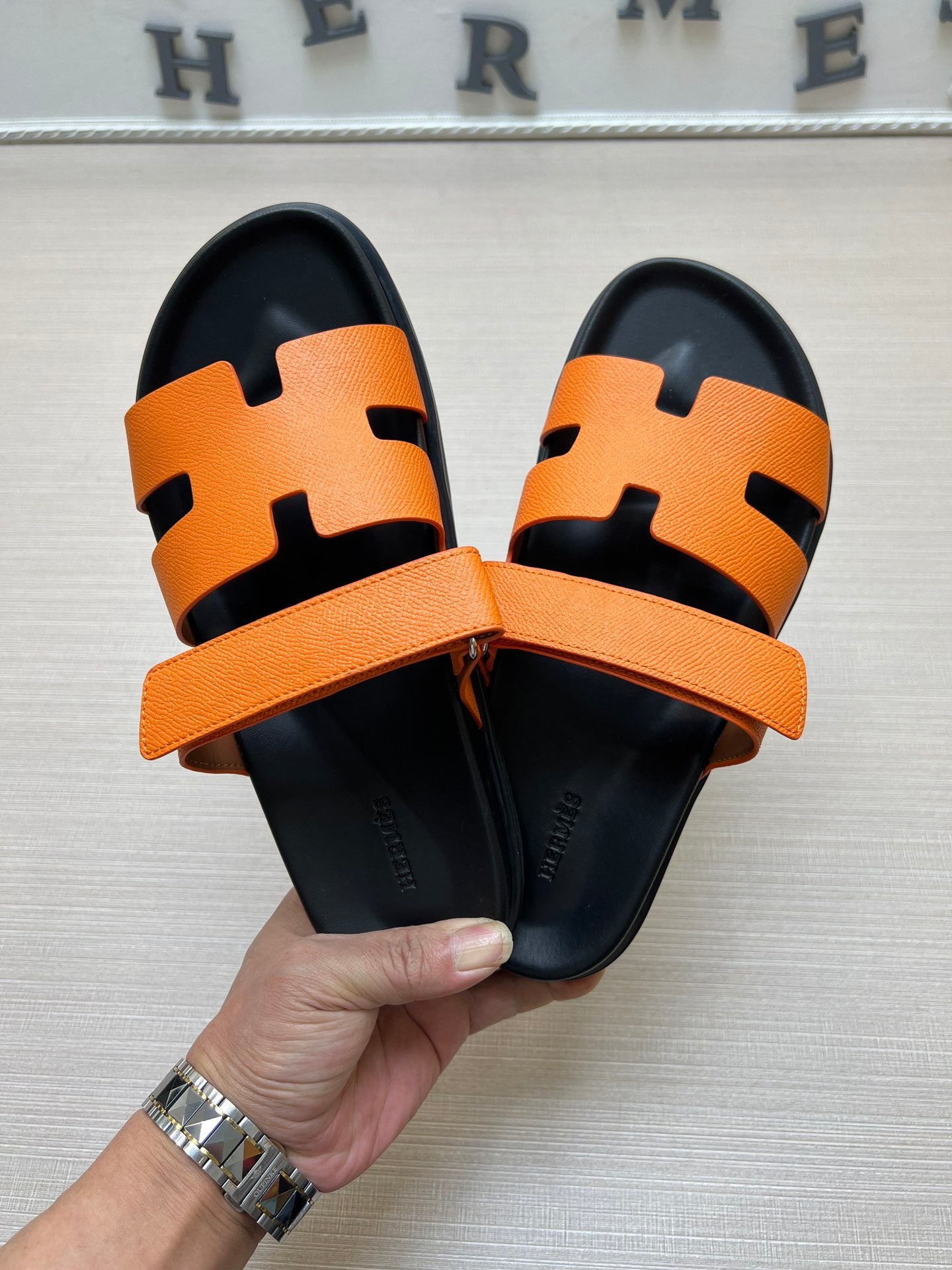 54H1Z    fashionslippers