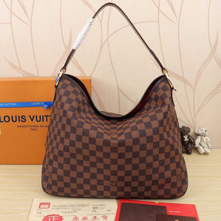 1E86B  Fashionable leather bag 