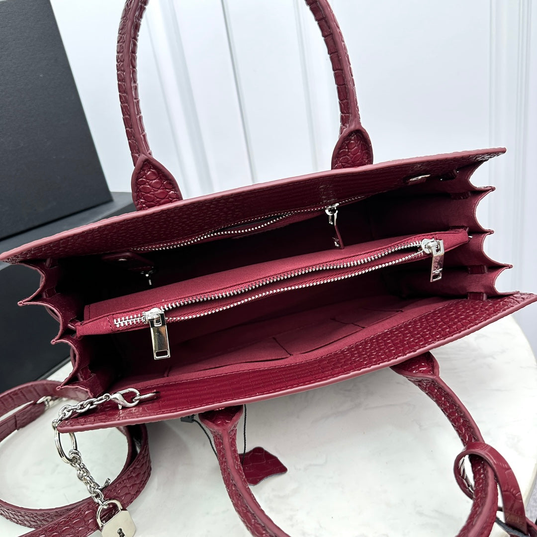 1XSL268B (  Fashionable leather bag )