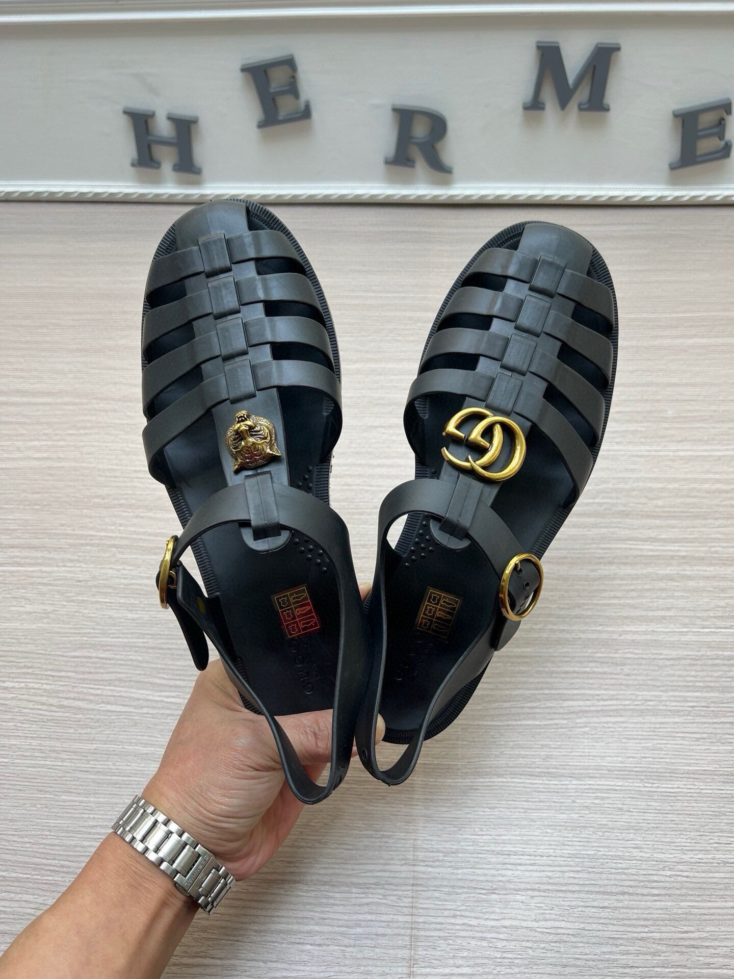 5LF225Z fashion sandals