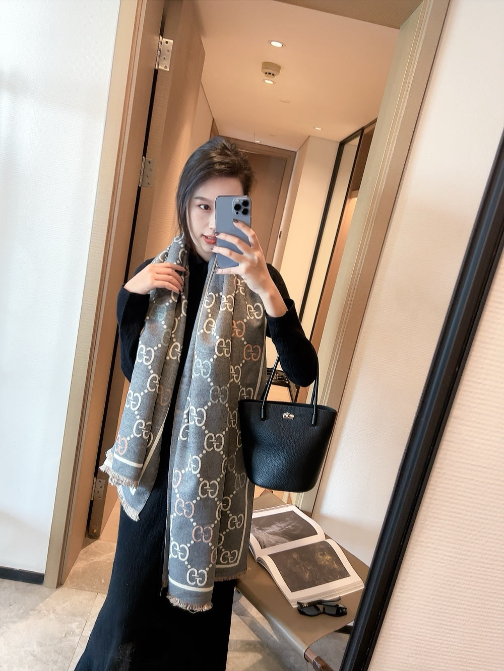 14B332W　Fashion scarves